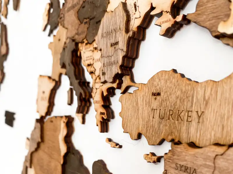 дървена карта на света за стена 2